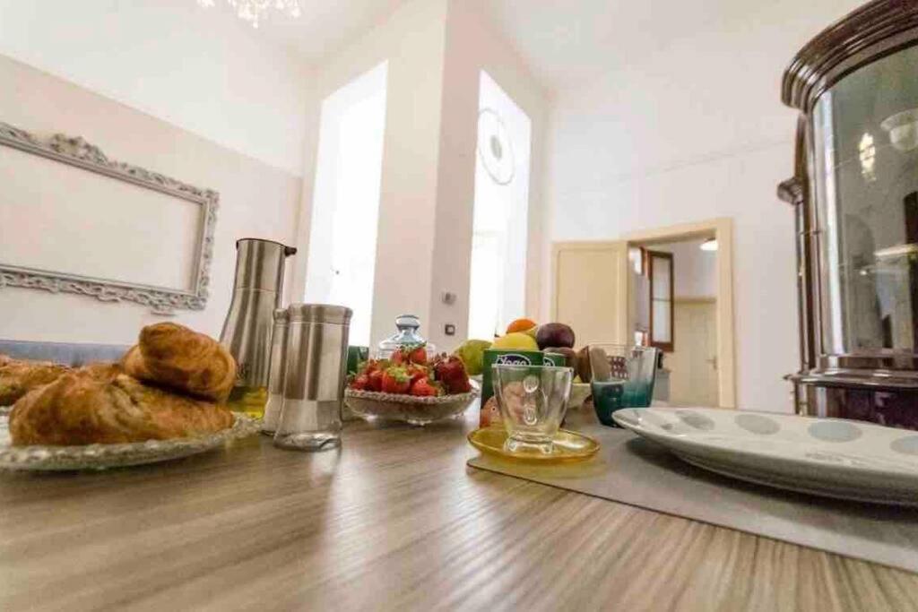 Mary'S House Apartment Lecce Ngoại thất bức ảnh